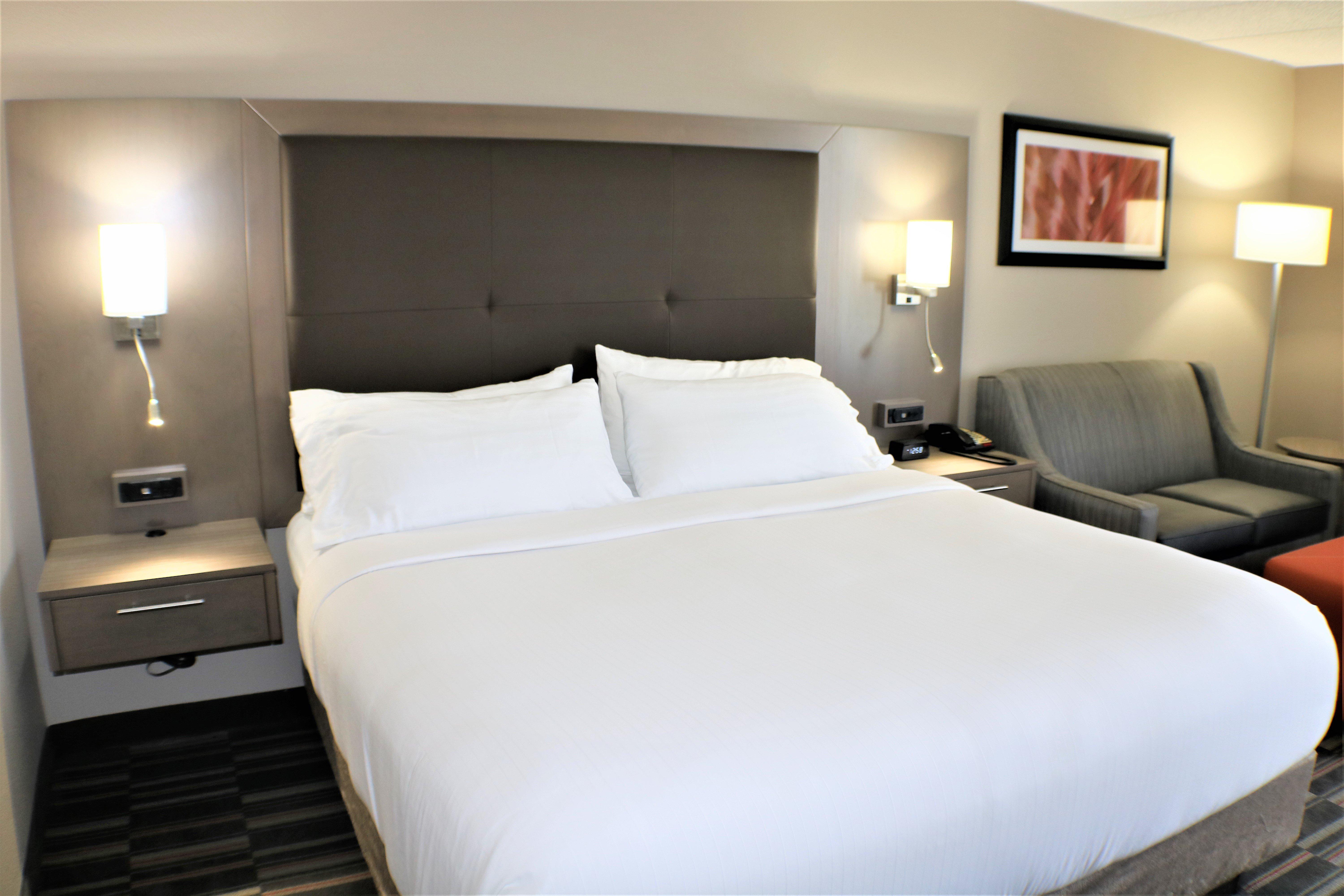Holiday Inn Express Woodstock-Shenandoah Valley By Ihg Exterior photo