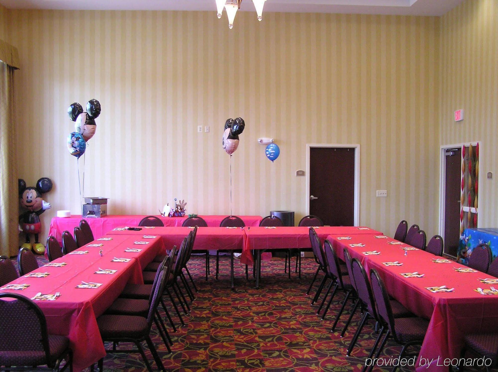 Holiday Inn Express Woodstock-Shenandoah Valley By Ihg Exterior photo